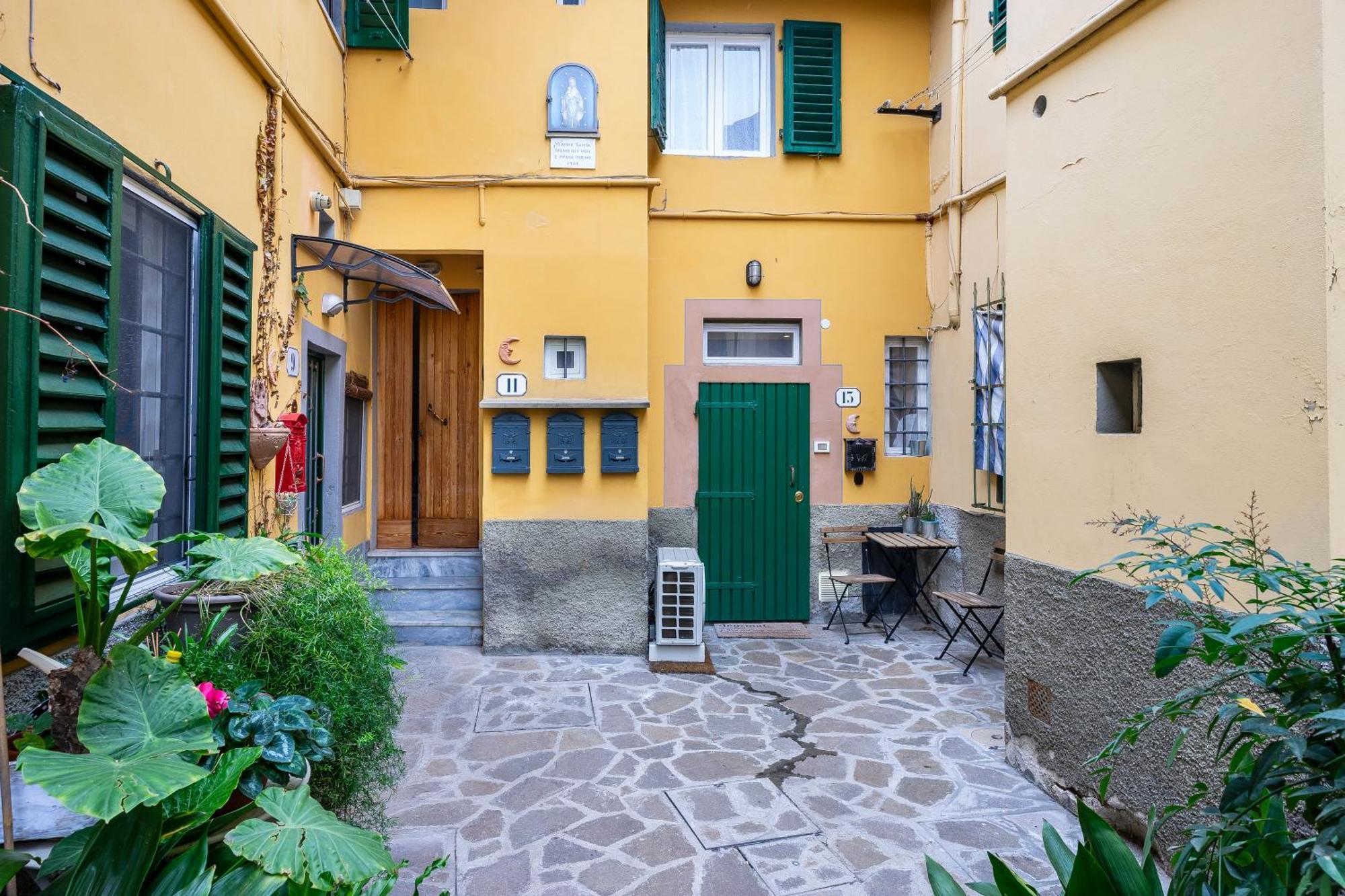 Flat Moon Over Florence Terrace And Free Parking Екстер'єр фото