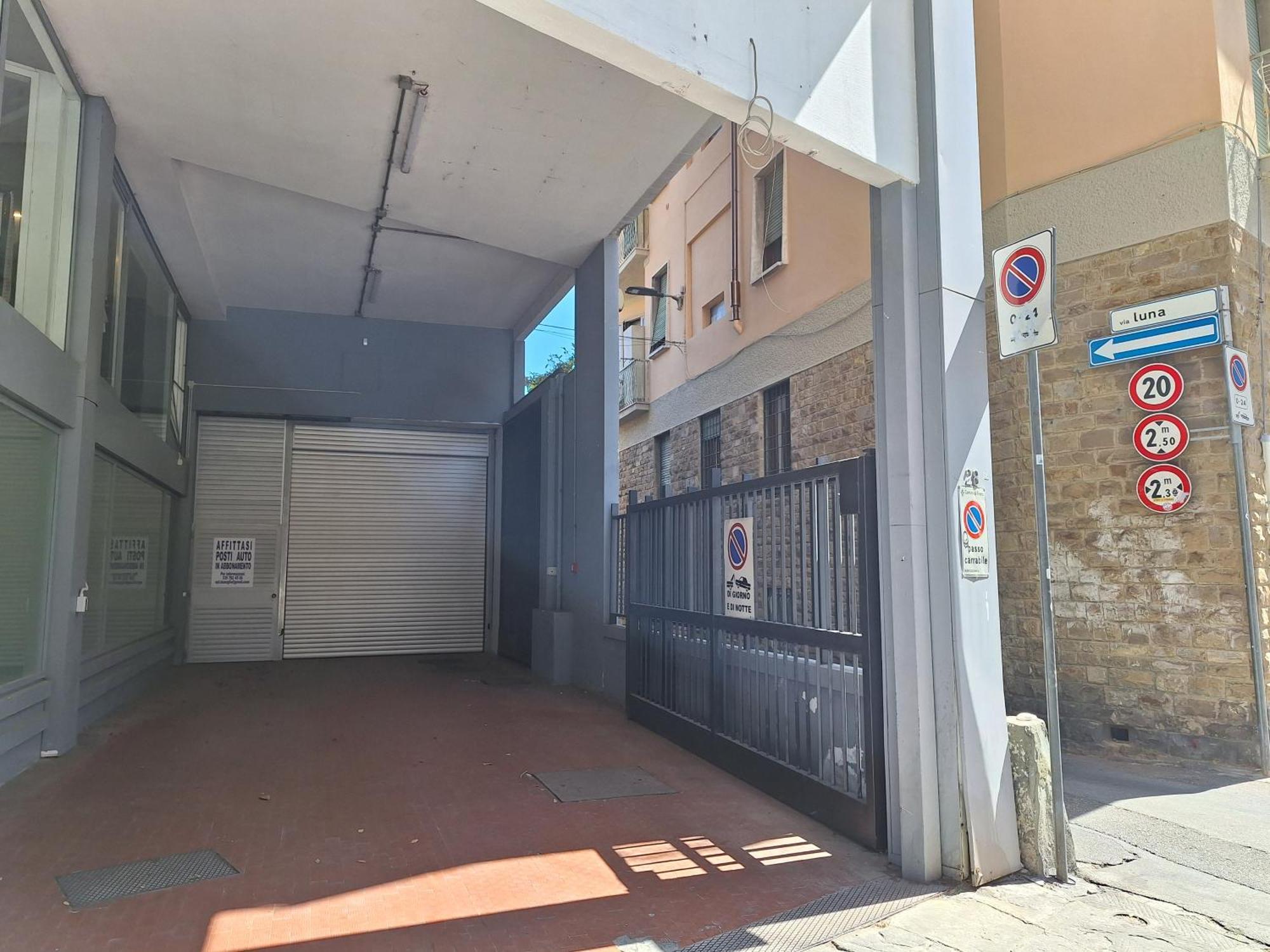 Flat Moon Over Florence Terrace And Free Parking Екстер'єр фото